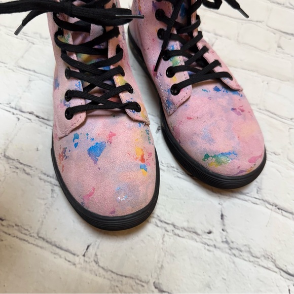 Dr. Martens Sheridan Boots - Picture 2 of 10